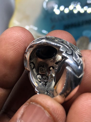 خاتم الفضة بحجر الاوبال الطبيعي بصياغة حجت المقاس...