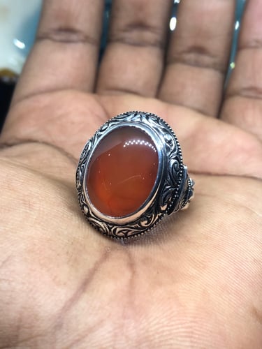 خاتم الفضة بحجر عقيق يماني قزازي بصياغة أصلان المق...