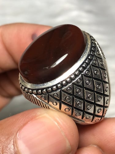 خاتم الفضة بحجر العقيق اليماني الكرزي بصياغة ايران...