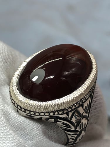 خاتم فضه بحجر العقيق اليماني صياغه بحرينيه (غلام)