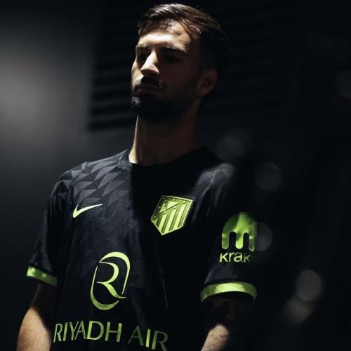 تيشيرت او طقم اتلتيكو مدريد