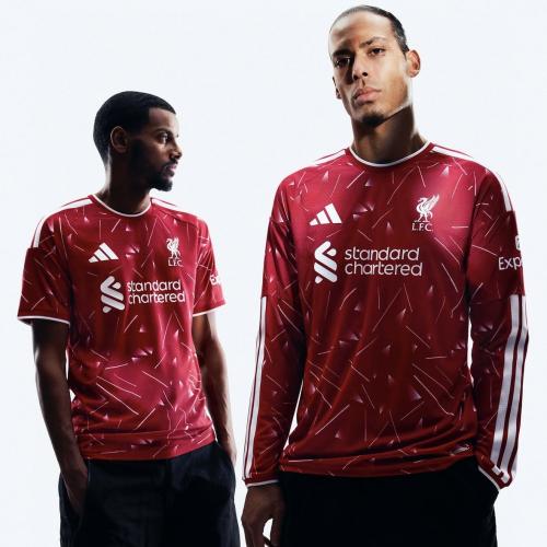 طقم ليفربول - اطفال
