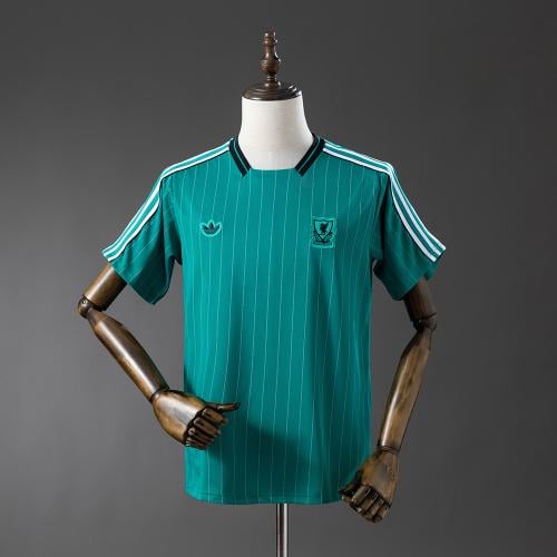 تيشيرت كلاسيك ليفربول