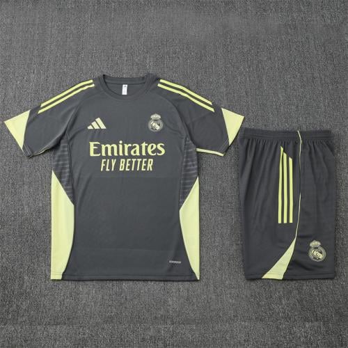 طقم تدريب صيفي ريال مدريد