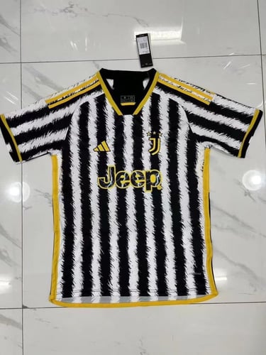 تيشيرت يوفينتوس الاساسي