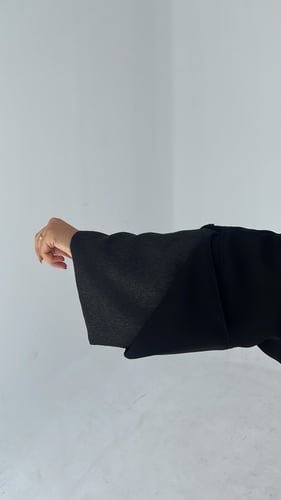 عبايه نص كلوش