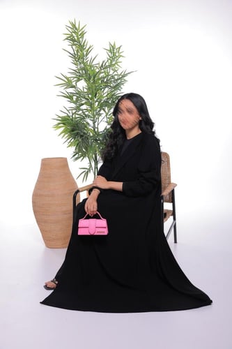 عبايه مع فستان داخلي