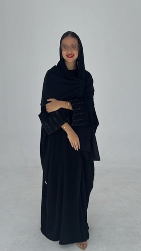 عبايه شك يدوي