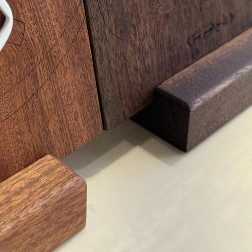 استاند وَمَنْ يَتَّقِ اللَّهَ يَجْعَلْ لَهُ مَخْرَ...