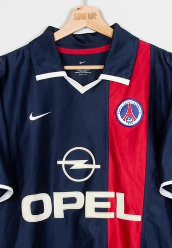 Paris Saint-Germain away home 2001-2002