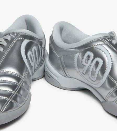 NIKE TOTAL 90 - METALLIC PLATINUM