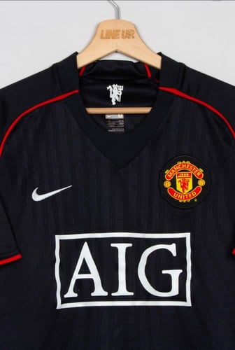 2007/08 Manchester United away retro jersey short...