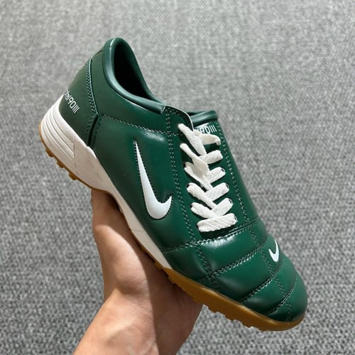 Nike total 90 Green vintage