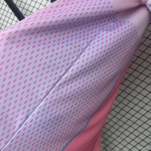 Barcelona 2025-2026 special pink edition