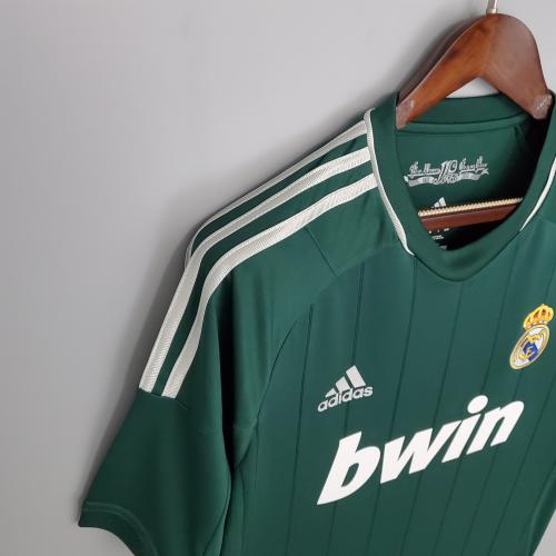 Retro Real Madrid 12/13 third away
