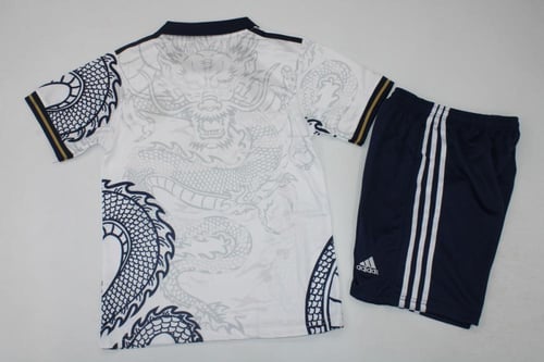 Real Madrid 23/24 Special Edition – Kids Kit