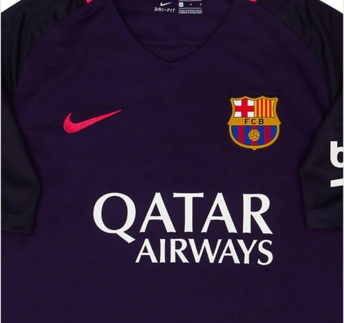 2016-17 FC Barcelona Away Kit