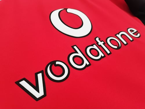 2002/04 season Manchester United home retro