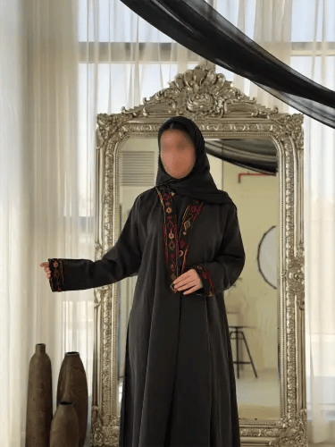 عباية ريفال - عباية لينن طبيعي أسود قصة نص كلوش بتطريز تراثي فخم