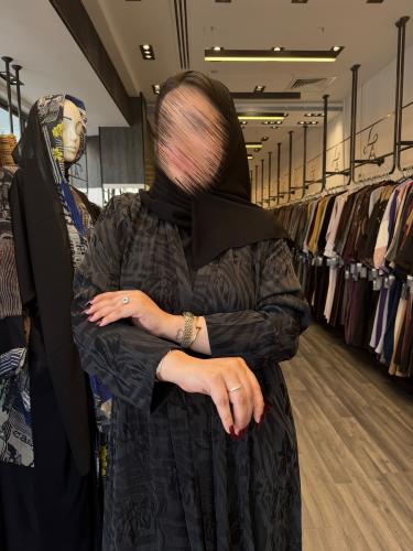 عباية سوزان | حرير جاكار مشجر بقصة كلوش