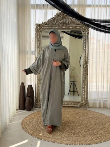 "عباية توال صممت العباية لتلبي تطلعك لإطلالة عصرية