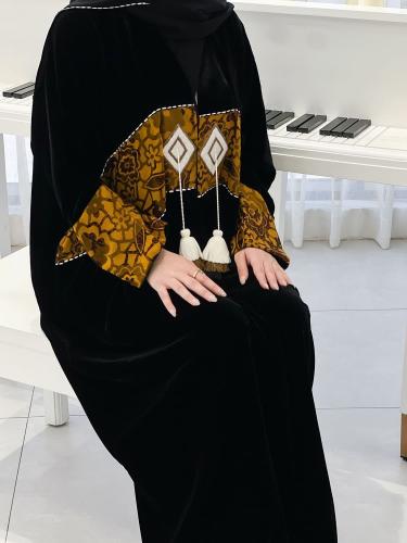عباية مخمل طبيعي تدخيلة حرير دندوش