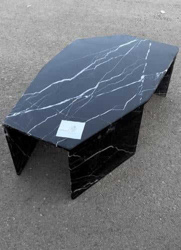 طاولة رخام طبيعي