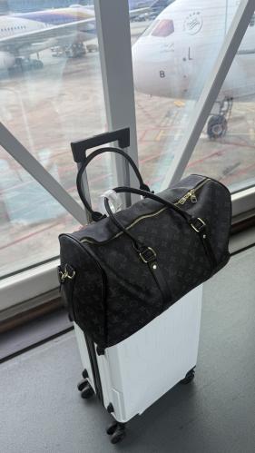 Hand bag