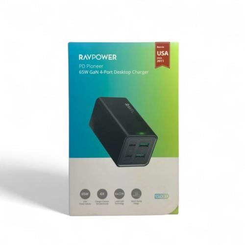 منصة شحن مخرجين USB ومخرجين PD 65W من شركة RAVPOWE...