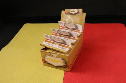 ورق لف مون كلاسك وسط ، Moon classic