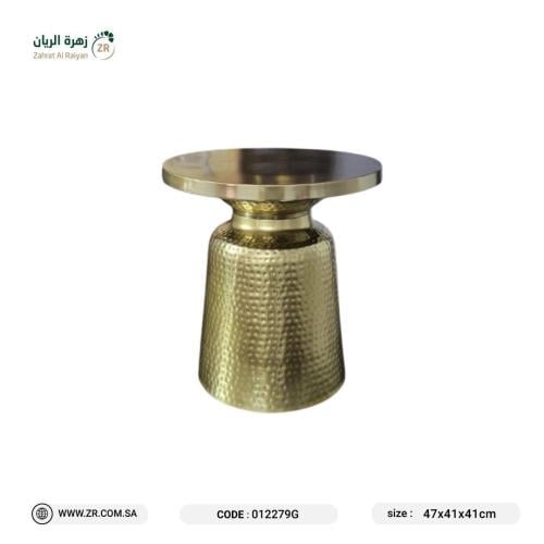 طاولة تقديم هندي معدن دائرية بقاعدة اسطوانية منقوش...