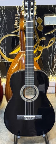 غيتار كلاسك 4/4