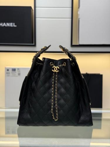 حقيبة شانيل 25 مقاس 30 كافيار