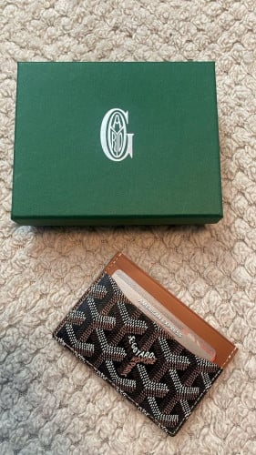 محفظة جويارد