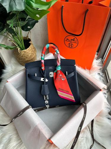 حقيبة هيرميز بيركين حجم ٢٥ لون كحلي