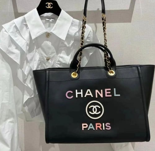 حقيبة شانيل سوداء