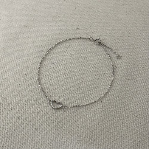 heart shaped bracelet