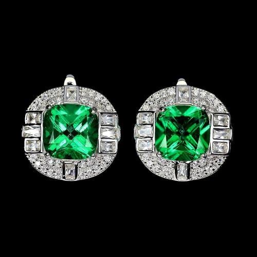 اقراط توباز مرصع بالزركون