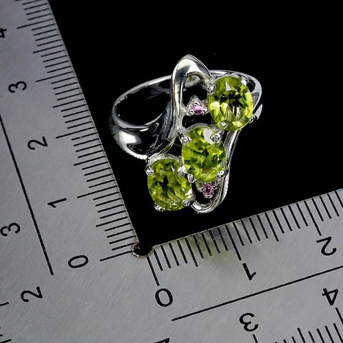 خاتم زبرجد طبيعي