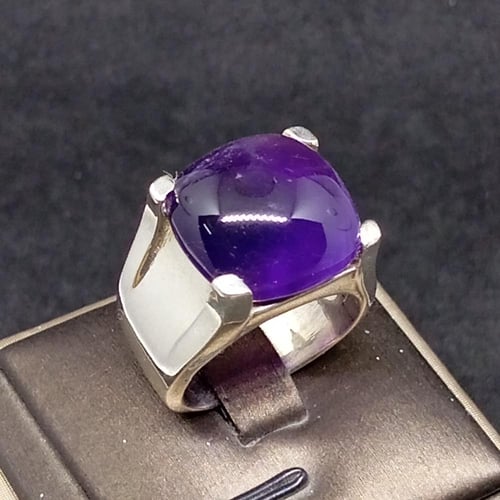 خاتم جمشت اماتيست طبيعي