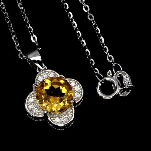 قلادة سترين مرصع بالزركون