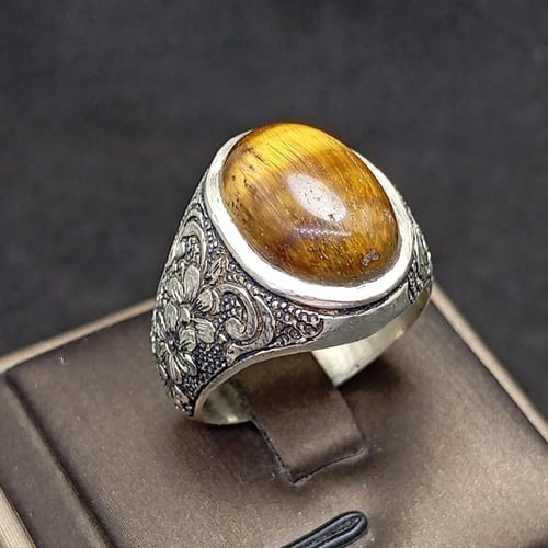 خاتم عين النمر طبيعي