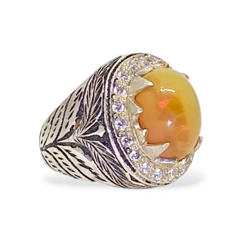 خاتم اوبال اثيوبي مرصع بالزركون