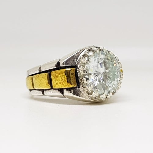 خاتم موزنايت بشهادة