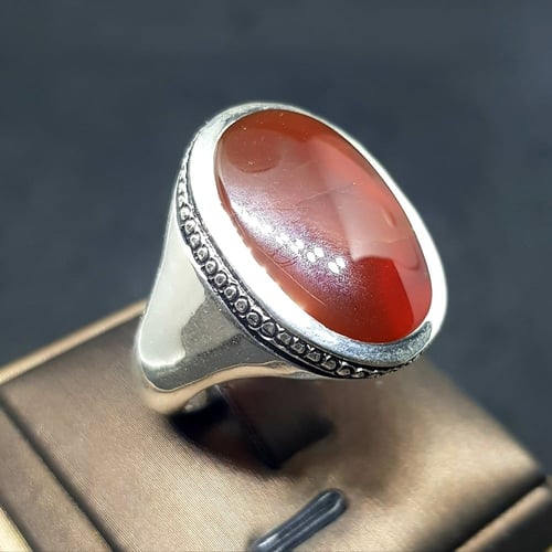 خاتم عقيق يماني كرزي طبيعي