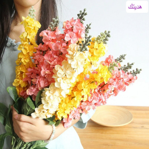 زهرة دلفينيوم صناعي