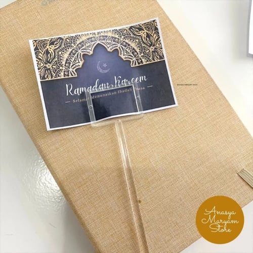 حامل الكروت بلاستيك مربع ( 80 حبة)