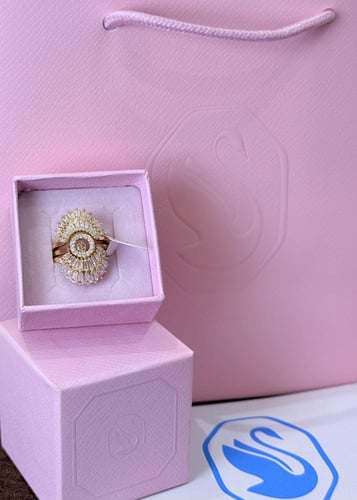 خاتم سواروفسكي مع الملحقات