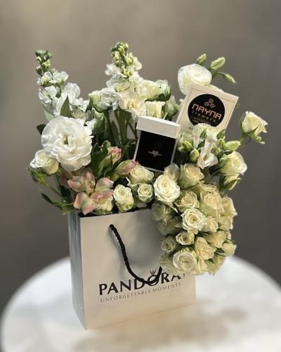 خاتم باندورا فضة & تنسيق ورد