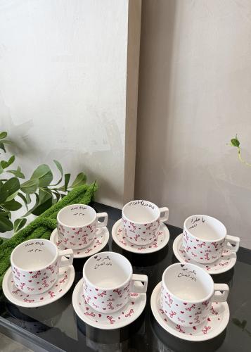 أكواب راقية بعبارات العيد